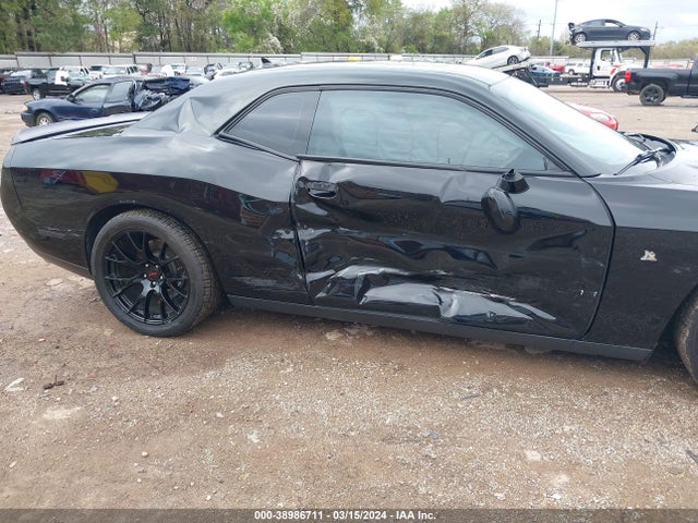 Dodge Challenger 392 Hemi Scat Pack Shaker 2016 2C3CDZFJ3GH337875 Image 19