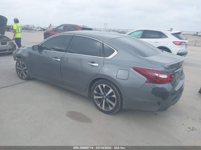 1N4AL3AP8HN315464 Nissan Altima 2.5 Sr