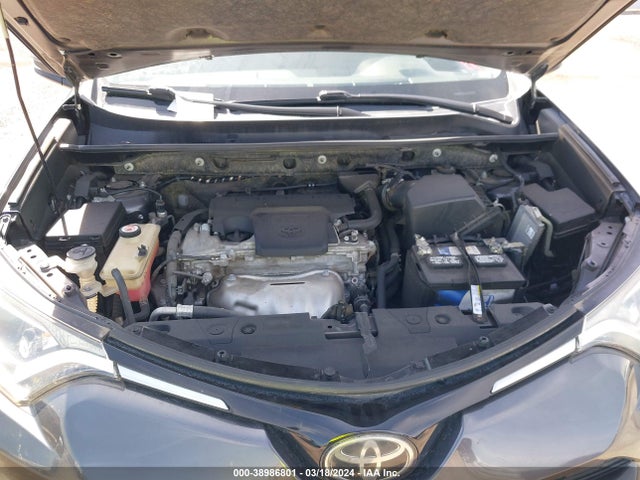 Toyota Rav4 Xle 2018 JTMWFREVXJJ185025 Image 10