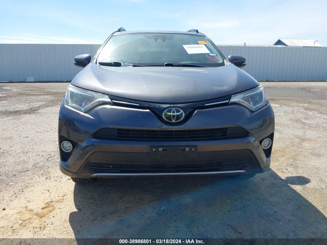 Toyota Rav4 Xle 2018 JTMWFREVXJJ185025 Image 12