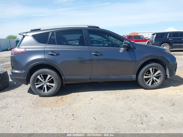 Toyota Rav4 Xle 2018 JTMWFREVXJJ185025 Image 13
