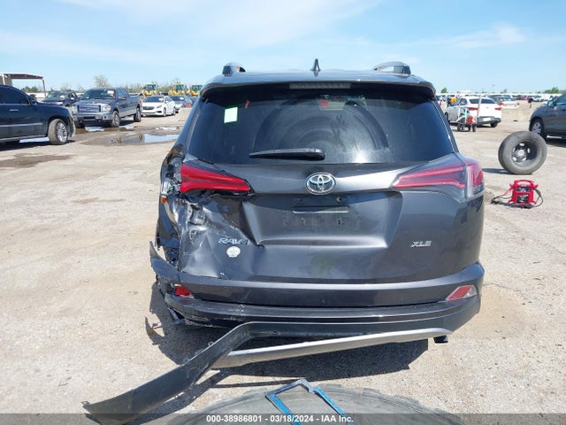 Toyota Rav4 Xle 2018 JTMWFREVXJJ185025 Image 16