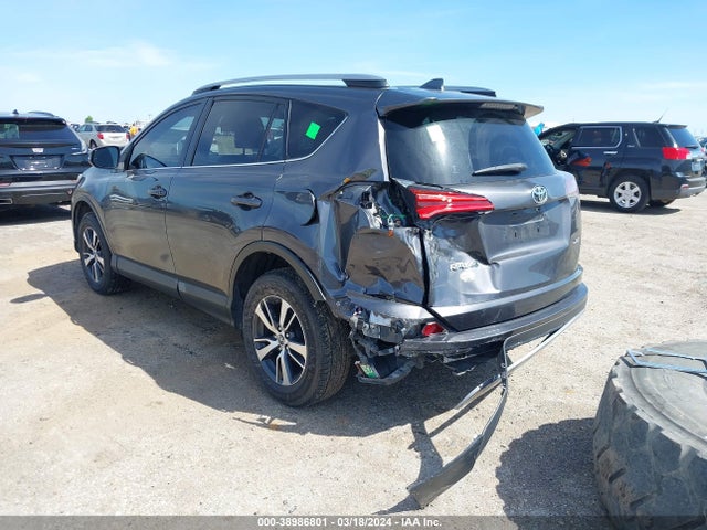 Toyota Rav4 Xle 2018 JTMWFREVXJJ185025 Image 3