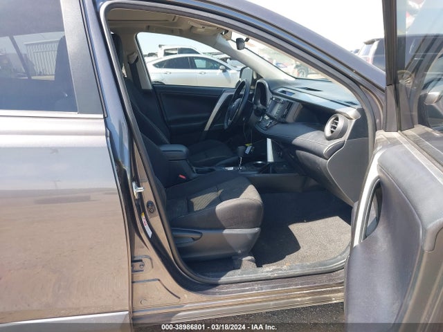 Toyota Rav4 Xle 2018 JTMWFREVXJJ185025 Image 5