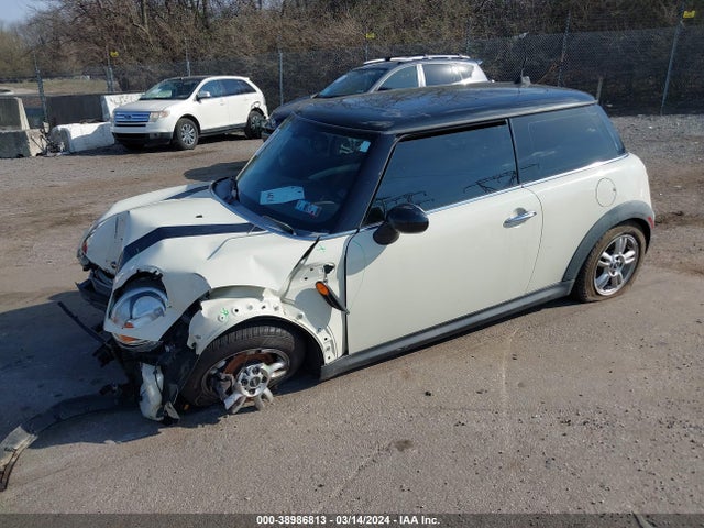 2013 MINI HARDTOP WMWSU3C51DT688131 Photo 1