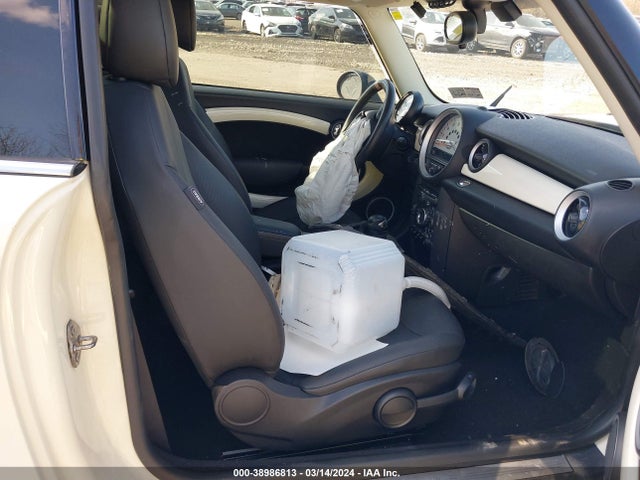 2013 MINI HARDTOP WMWSU3C51DT688131 Photo 4