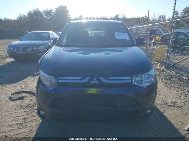 Mitsubishi Outlander Se 2014 JA4AZ3A31EZ009825 Image 12