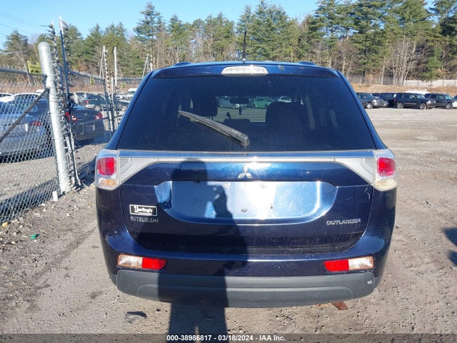 Mitsubishi Outlander Se 2014 JA4AZ3A31EZ009825 Image 16