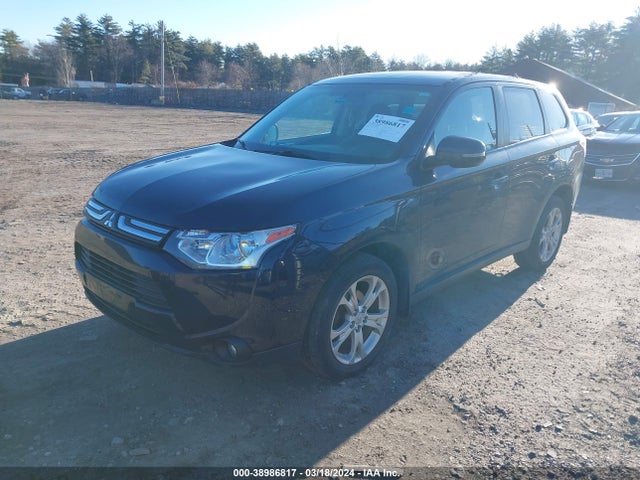Mitsubishi Outlander Se 2014 JA4AZ3A31EZ009825 Image 2