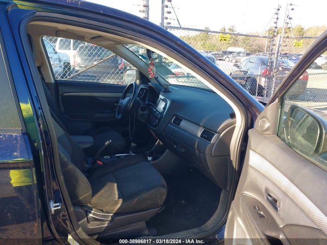 Mitsubishi Outlander Se 2014 JA4AZ3A31EZ009825 Image 5