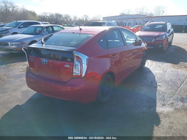 Toyota Prius Two 2014 JTDKN3DU6E0369493 Image 4