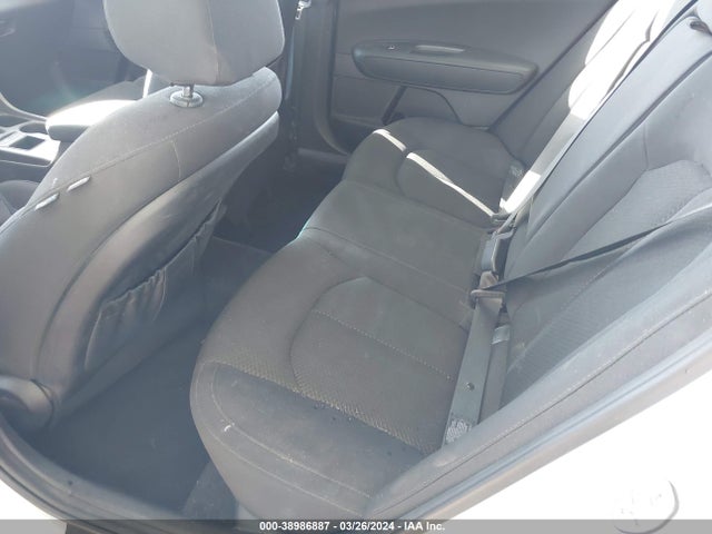 KIA Optima Lx 2017 5XXGT4L33HG134403 Image 8