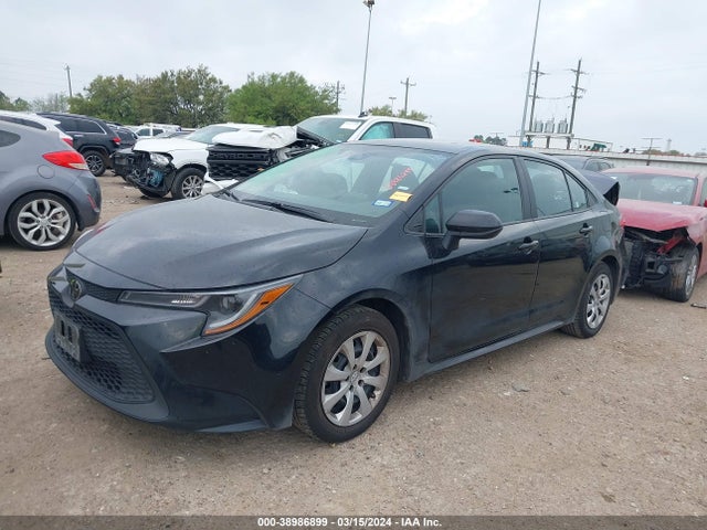 Toyota COROLLA LE 2022 5YFEPMAE4NP367595 Image 2