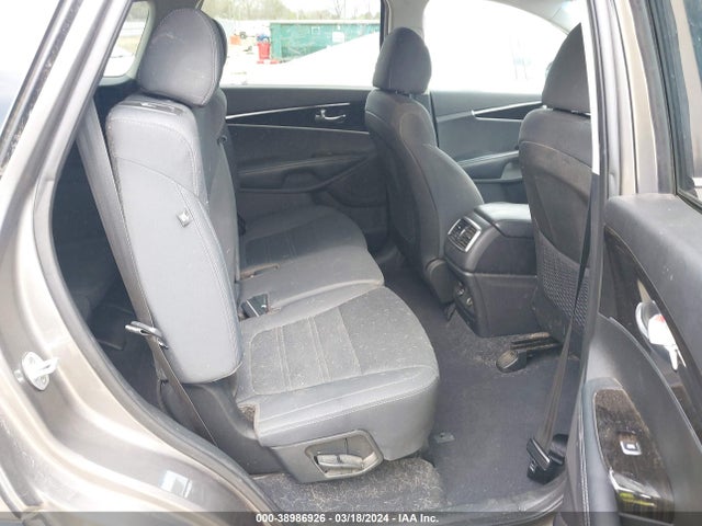 KIA Sorento 2.4l Lx 2019 5XYPG4A37KG550769 Image 8