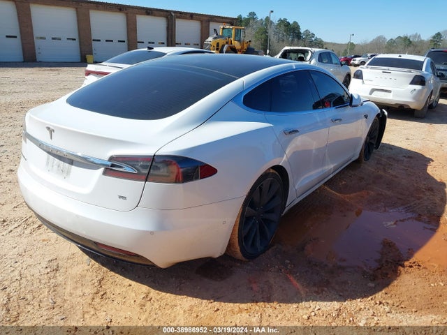 Tesla Model S 60/75 2017 5YJSA1E10HF231085 Image 4