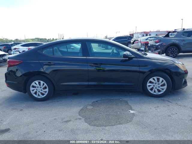 Hyundai ELANTRA SE 2019 5NPD74LF2KH470279 Image 13