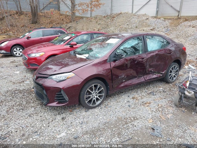 Toyota Corolla Se Special Edition 2017 5YFBURHE2HP597462 Image 2