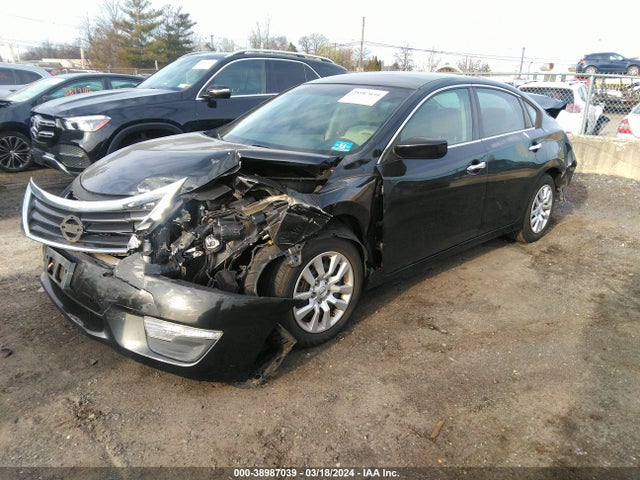 Nissan Altima 2.5 S 2014 1N4AL3AP9EC103924 Image 2