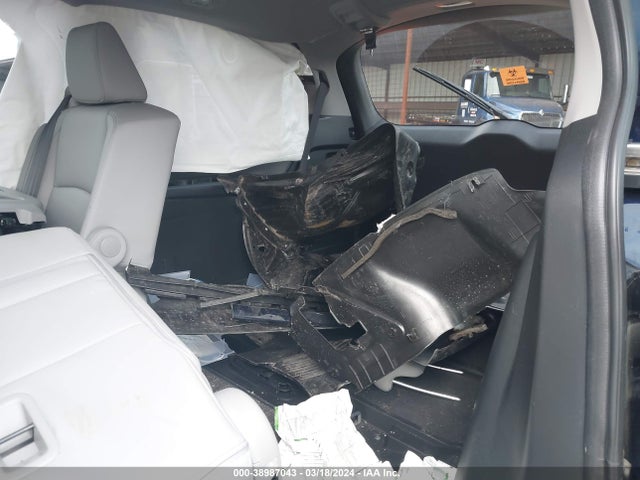 Honda Odyssey Touring 2024 5FNRL6H81RB010949 Image 12