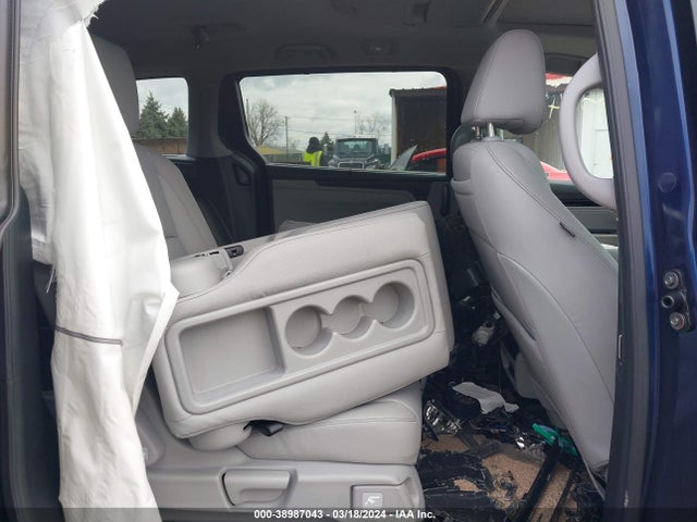Honda Odyssey Touring 2024 5FNRL6H81RB010949 Image 8