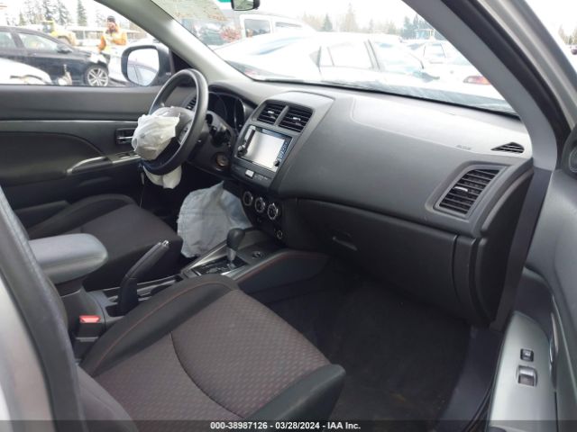 JA4AR3AU7KU011029 Mitsubishi Outlander Sport 2.0 Es
