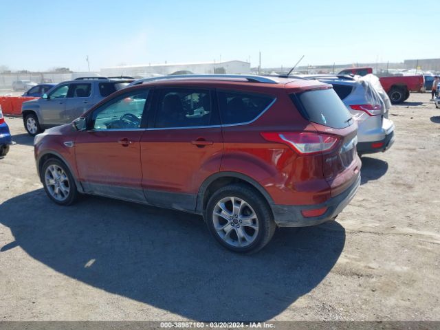1FMCU0JX9EUB34143 Ford Escape Titanium