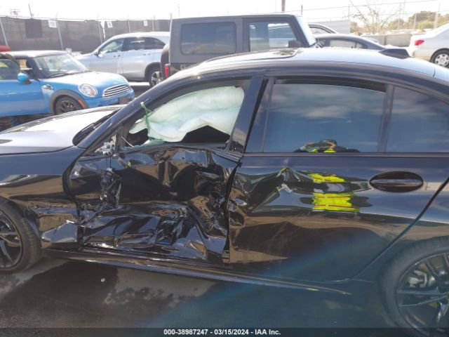 3MW69FF08R8E12578 BMW 3 Series 330i