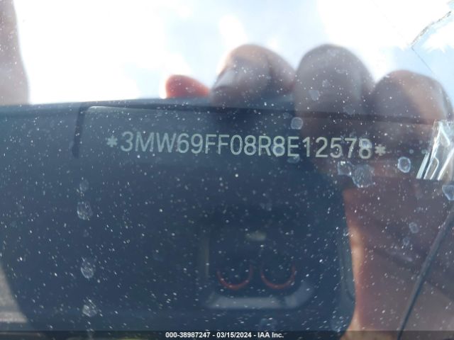 3MW69FF08R8E12578 BMW 3 Series 330i