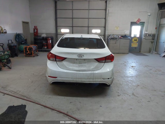 Hyundai ELANTRA SE 2014 5NPDH4AE8EH480889 Image 16