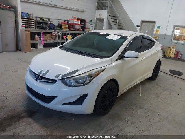 Hyundai ELANTRA SE 2014 5NPDH4AE8EH480889 Image 2