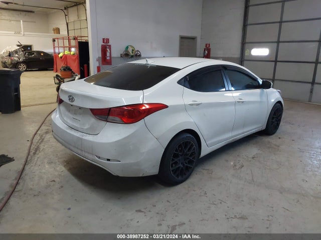 Hyundai ELANTRA SE 2014 5NPDH4AE8EH480889 Image 4