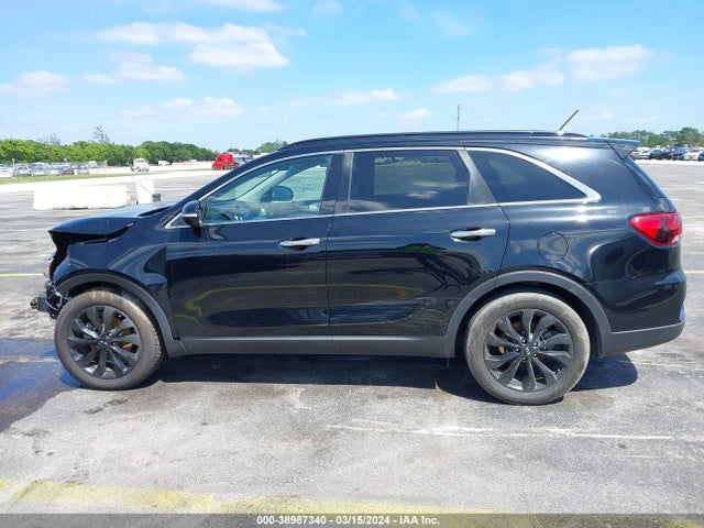KIA Sorento 3.3l S 2019 5XYPG4A58KG598024 Image 14