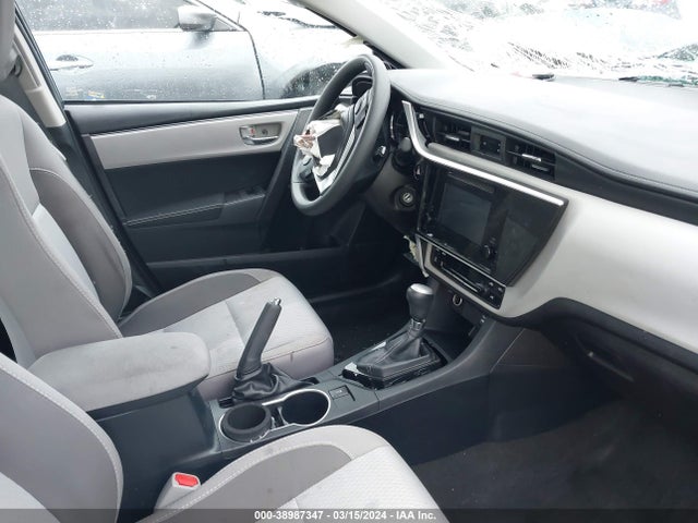 Toyota COROLLA LE 2018 2T1BURHE6JC997031 Image 5