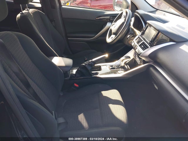 JA4AT3AAXLZ033232 Mitsubishi Eclipse Cross Es 1.5t Awc