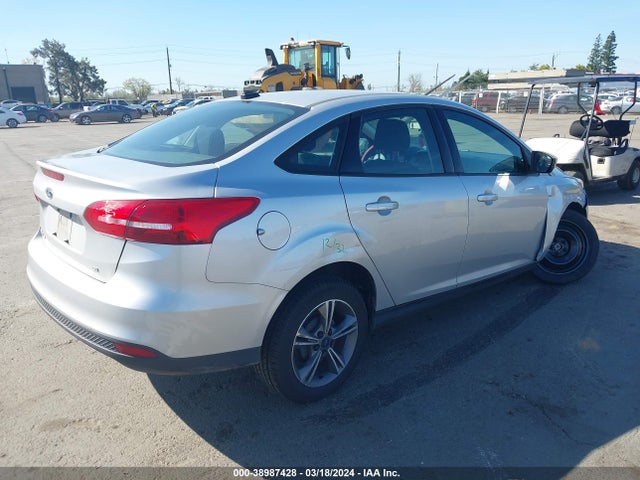 Ford Focus 2018 1FADP3F27JL313530 Image 18