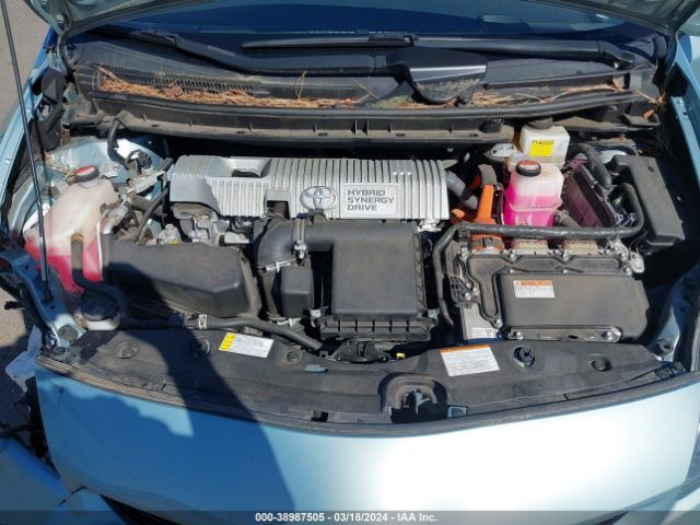 JTDKN3DU4F1974530 Toyota Prius Four
