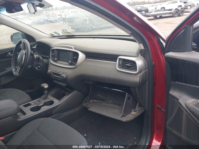 KIA Sorento 3.3l S 2019 5XYPGDA5XKG584660 Image 5