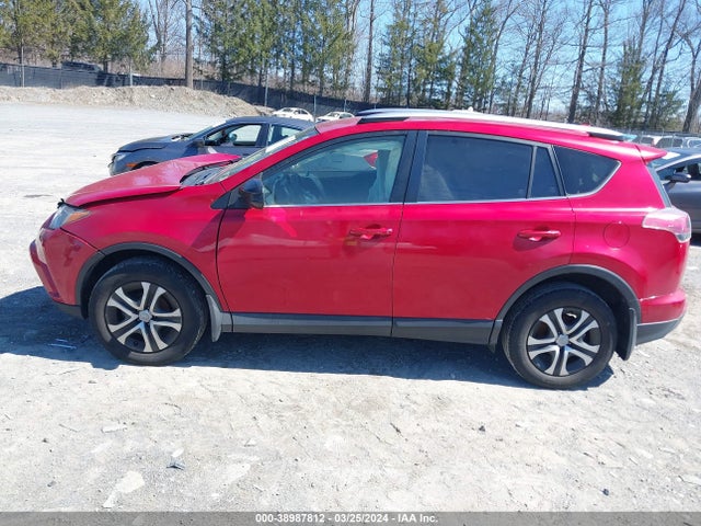 Toyota RAV4 LE 2017 JTMBFREV7HJ107732 Image 14