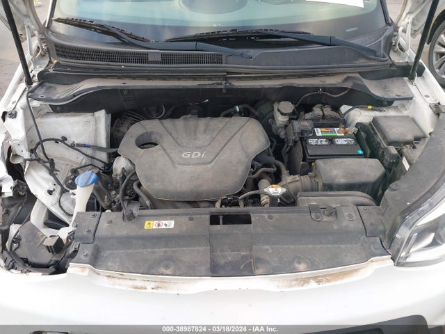 KIA Soul 2016 KNDJN2A26G7376074 Image 10