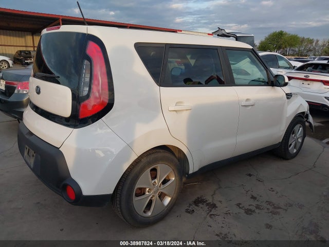 KIA Soul 2016 KNDJN2A26G7376074 Image 4