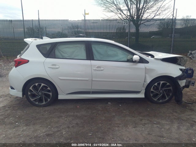 Toyota COROLLA IM 2017 JTNKARJE5HJ537288 Image 13