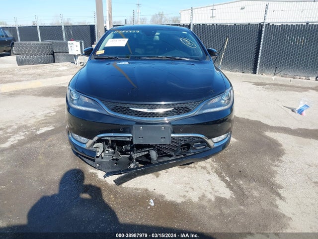38987979 :رقم المزاد ، 1C3CCCCB7FN554820 vin ، 2015 Chrysler 200 C مزاد بيع