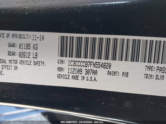 38987979 :رقم المزاد ، 1C3CCCCB7FN554820 vin ، 2015 Chrysler 200 C مزاد بيع