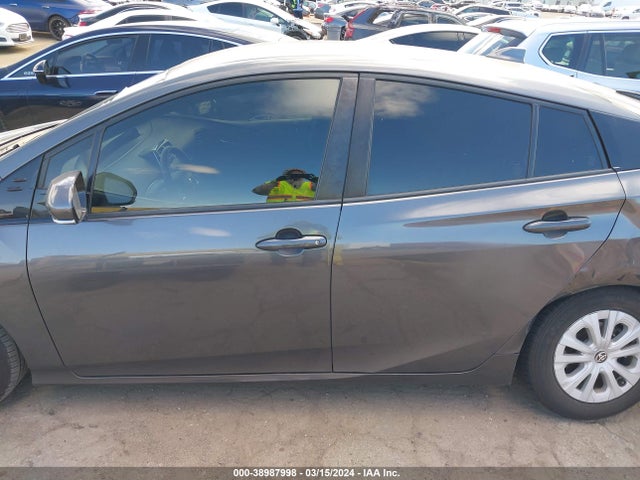 Toyota Prius Le 2020 JTDKARFU9L3103067 Image 15