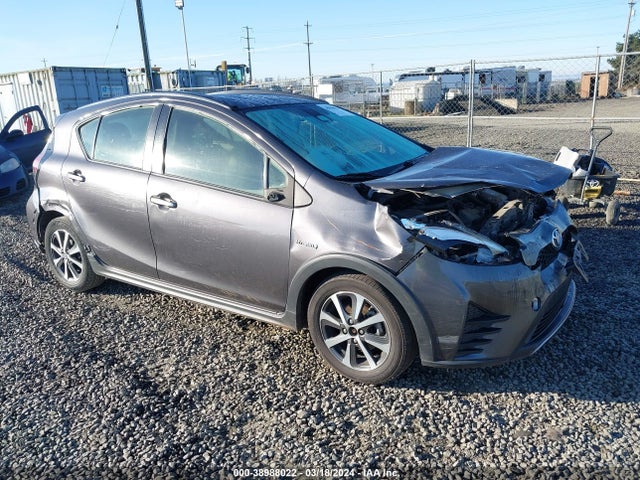 Toyota Prius C Two 2018 JTDKDTB37J1603772 Image 1