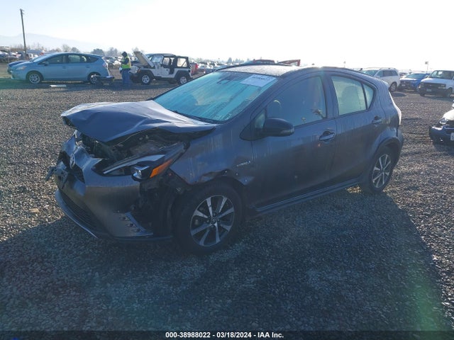 Toyota Prius C Two 2018 JTDKDTB37J1603772 Image 2