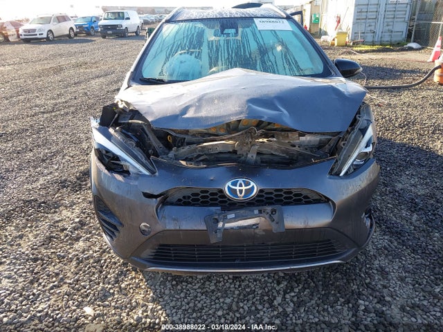 Toyota Prius C Two 2018 JTDKDTB37J1603772 Image 6