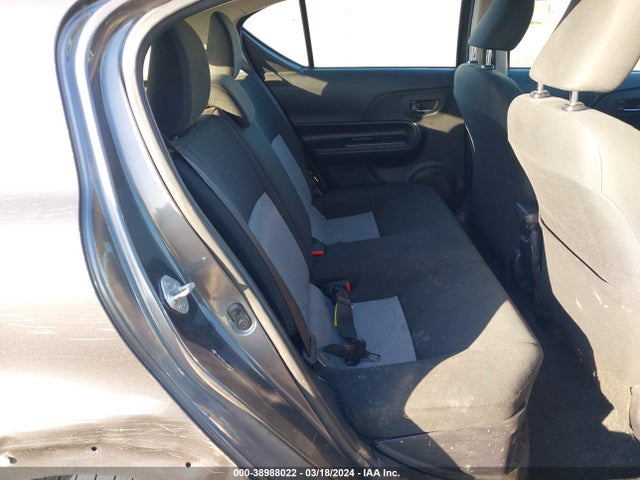 Toyota Prius C Two 2018 JTDKDTB37J1603772 Image 8