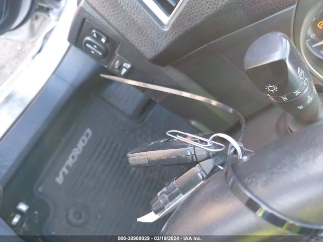 2T1BURHE3FC293019 Toyota Corolla