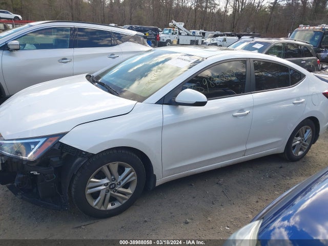 Hyundai Elantra Value Edition 2020 5NPD84LF2LH627324 Image 15